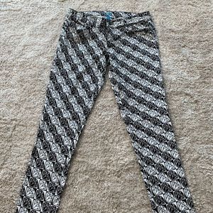 😎Nanette Lepore Black and White Geometric Skinny Pants
